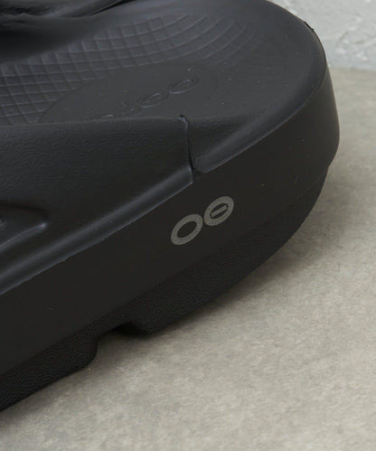 OOFOS ウーフォス OORIGINAL 鞋款