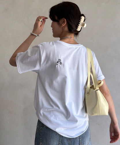 貼章風刺繡設計 TEE 款