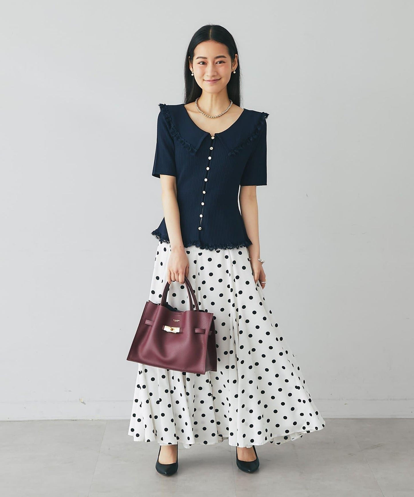 【La boutique BonBon】翻領蕾絲飾邊金釦針織衫