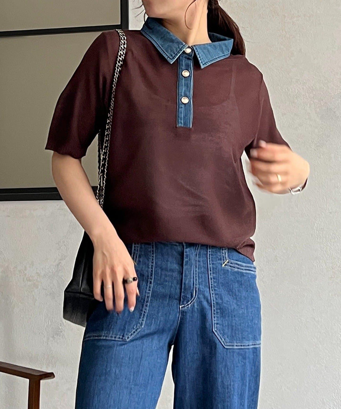 牛仔拼接領口套頭上衣