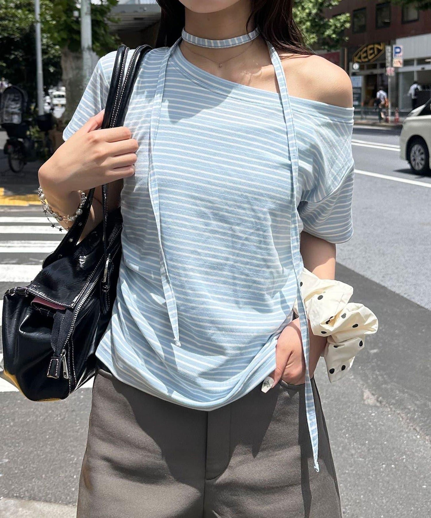 條紋頸環套裝T恤（網絡）