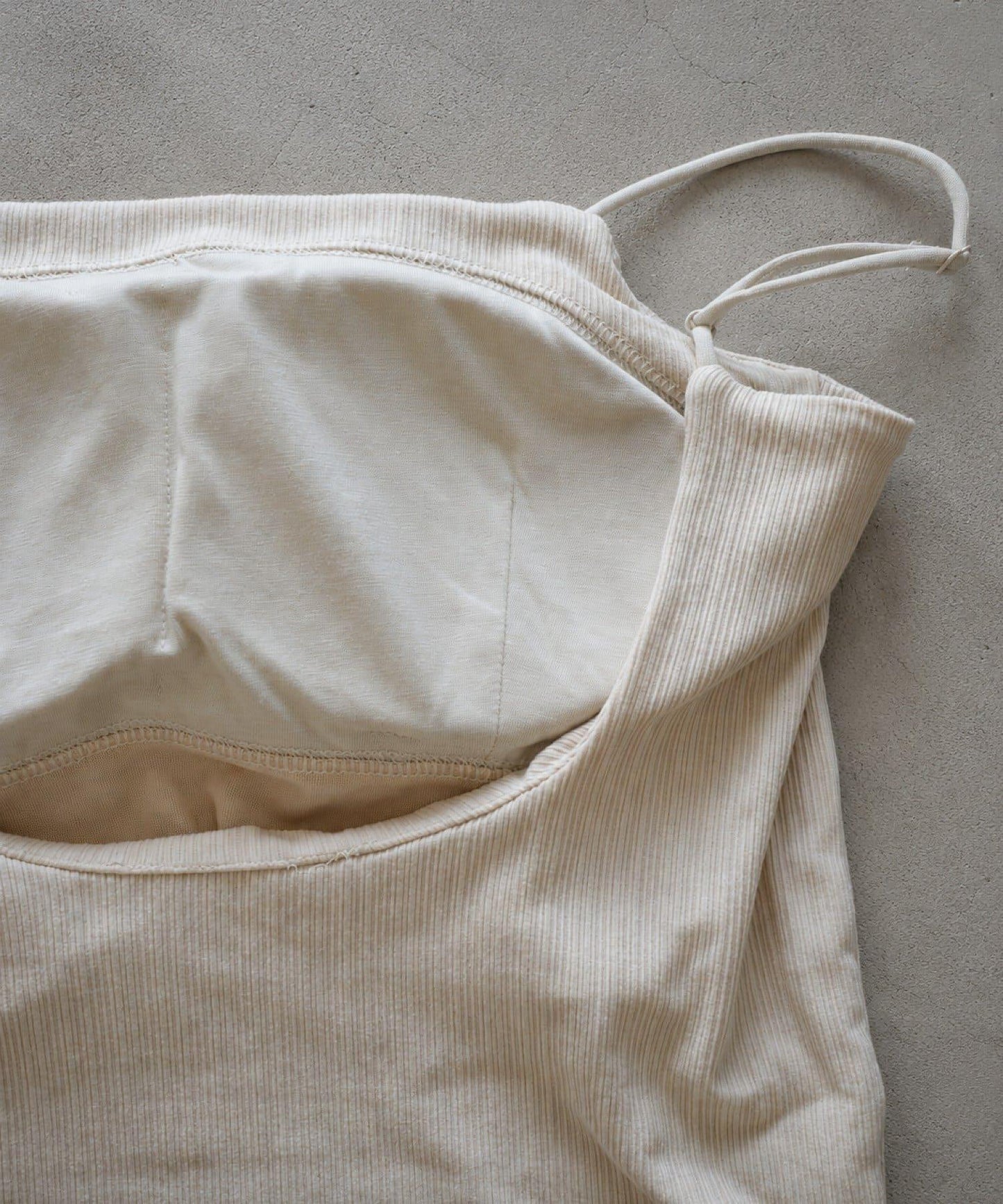 【CINAMOD】 PADDED CAMISOLE 襯墊吊帶背心