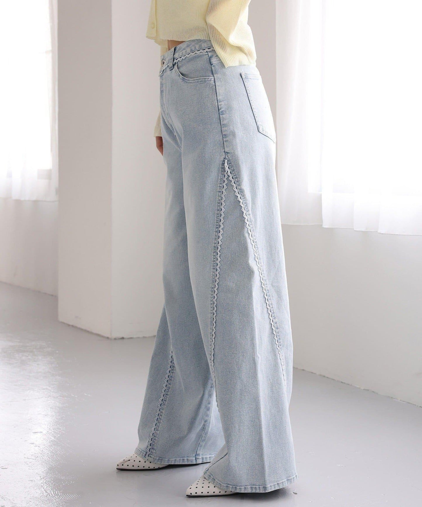 one after another 蕾絲設計寬鬆牛仔褲
