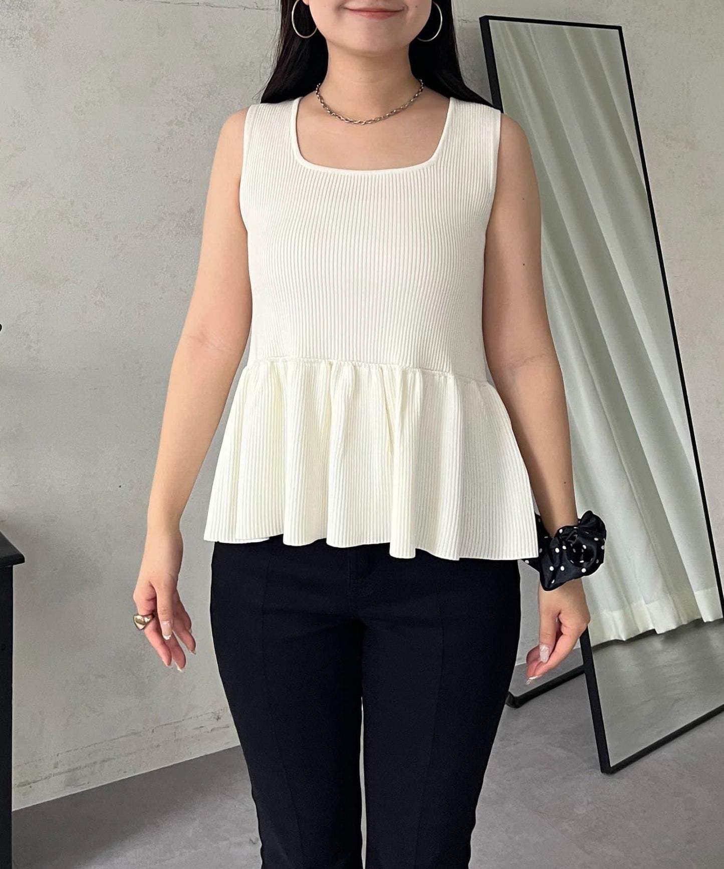 方領 荷葉擺 羅紋針織 背心