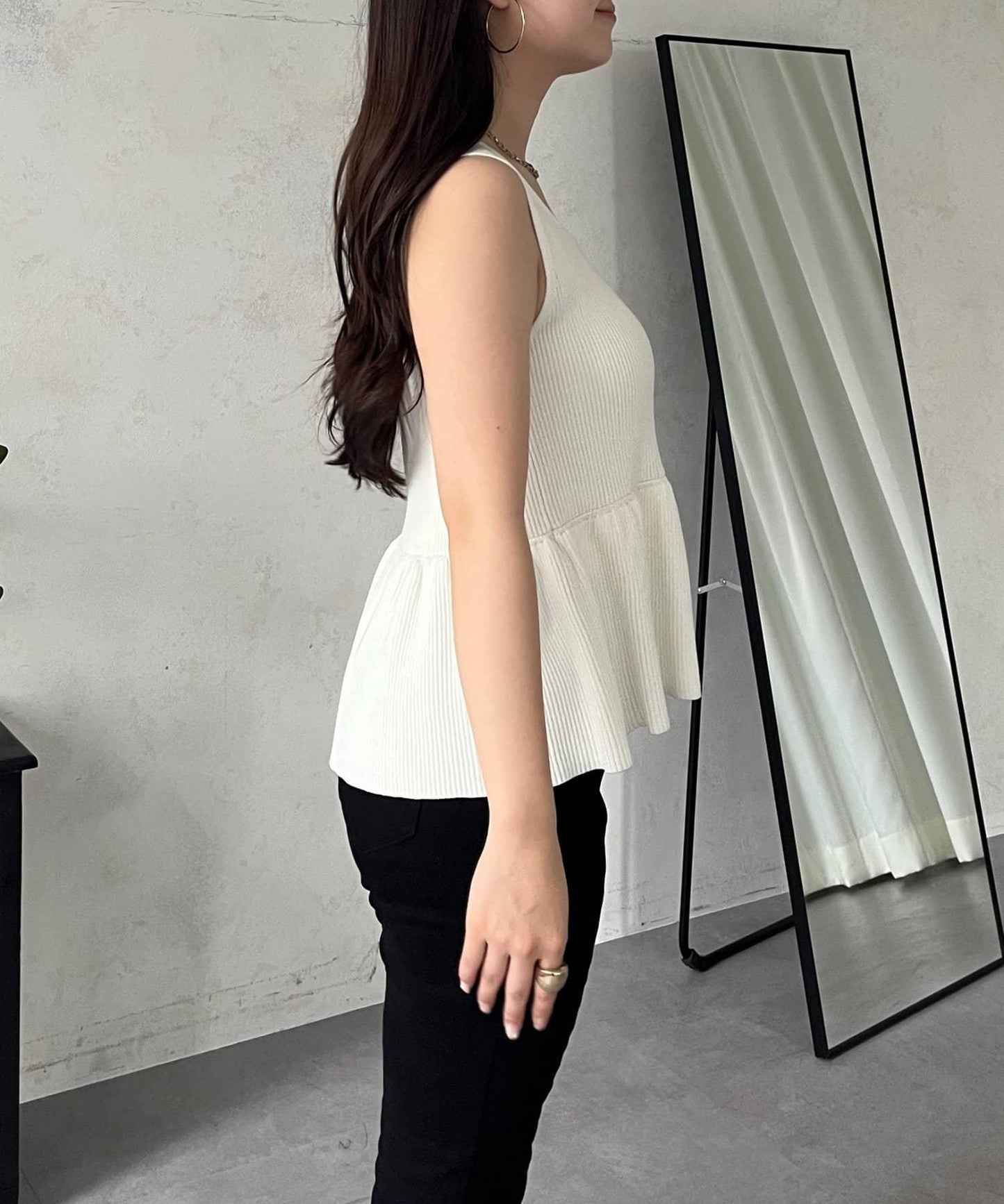 方領 荷葉擺 羅紋針織 背心
