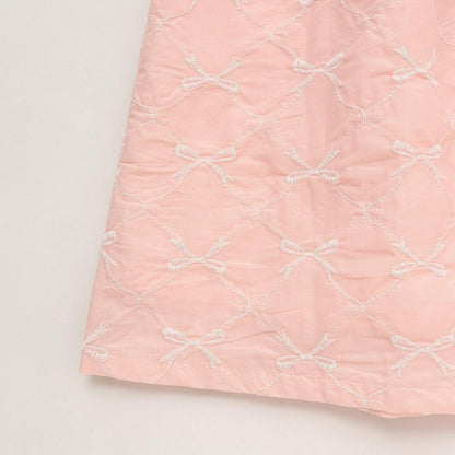 蝴蝶結刺繡拼接上衣
