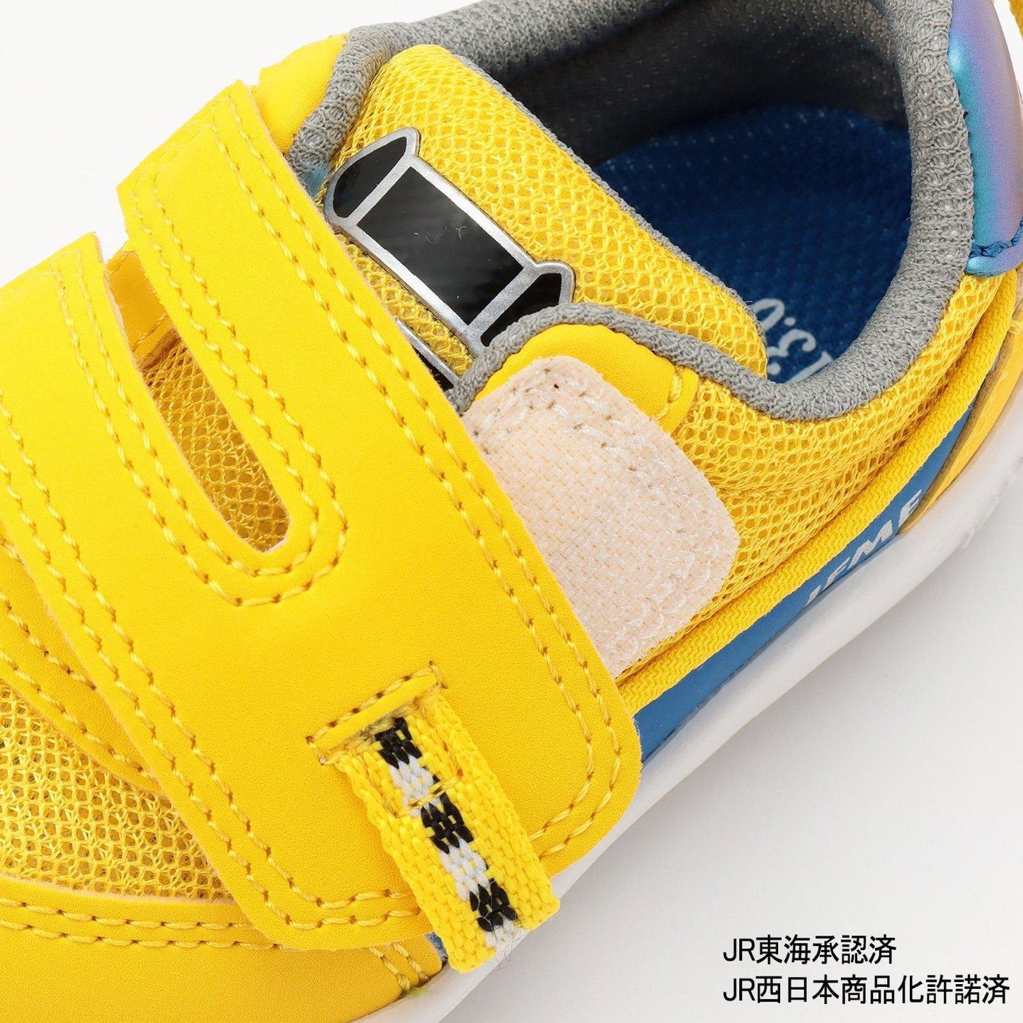 IFME×TRAIN スニーカー