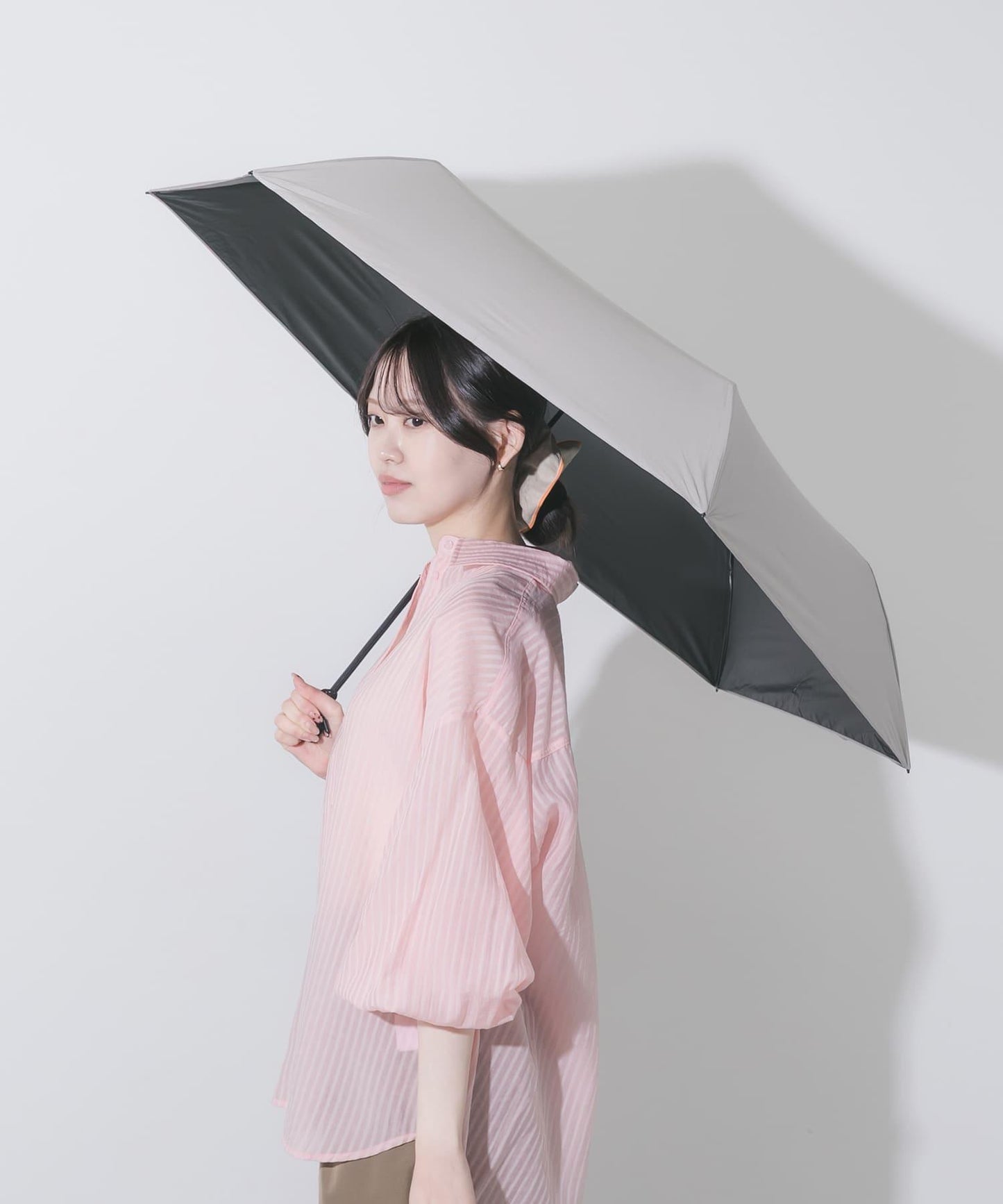 『晴雨兼用』because ユニセックス オールウェザーライト