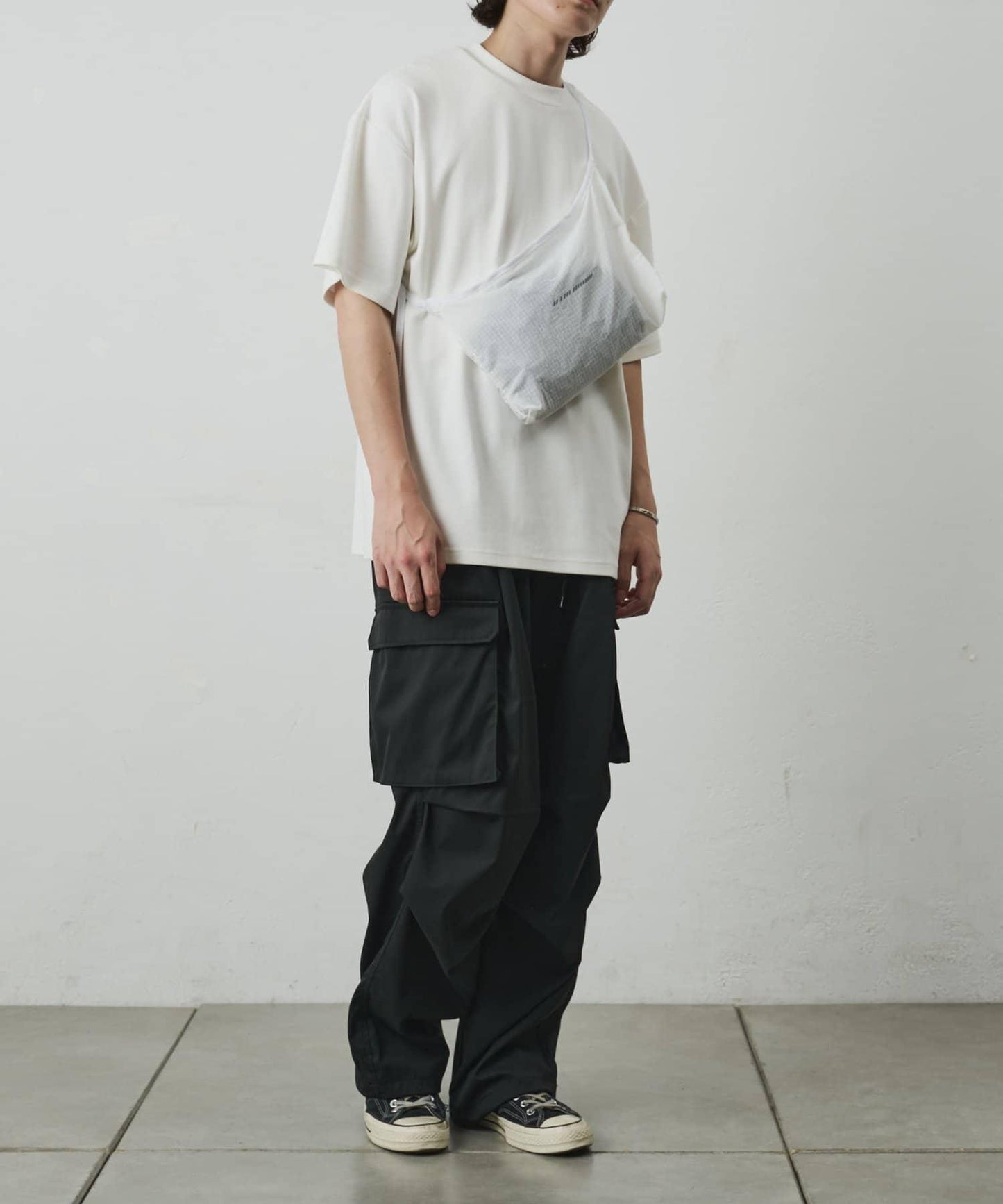 【UNISEX】撥水ポケッタブルリフレクターリップショルダー