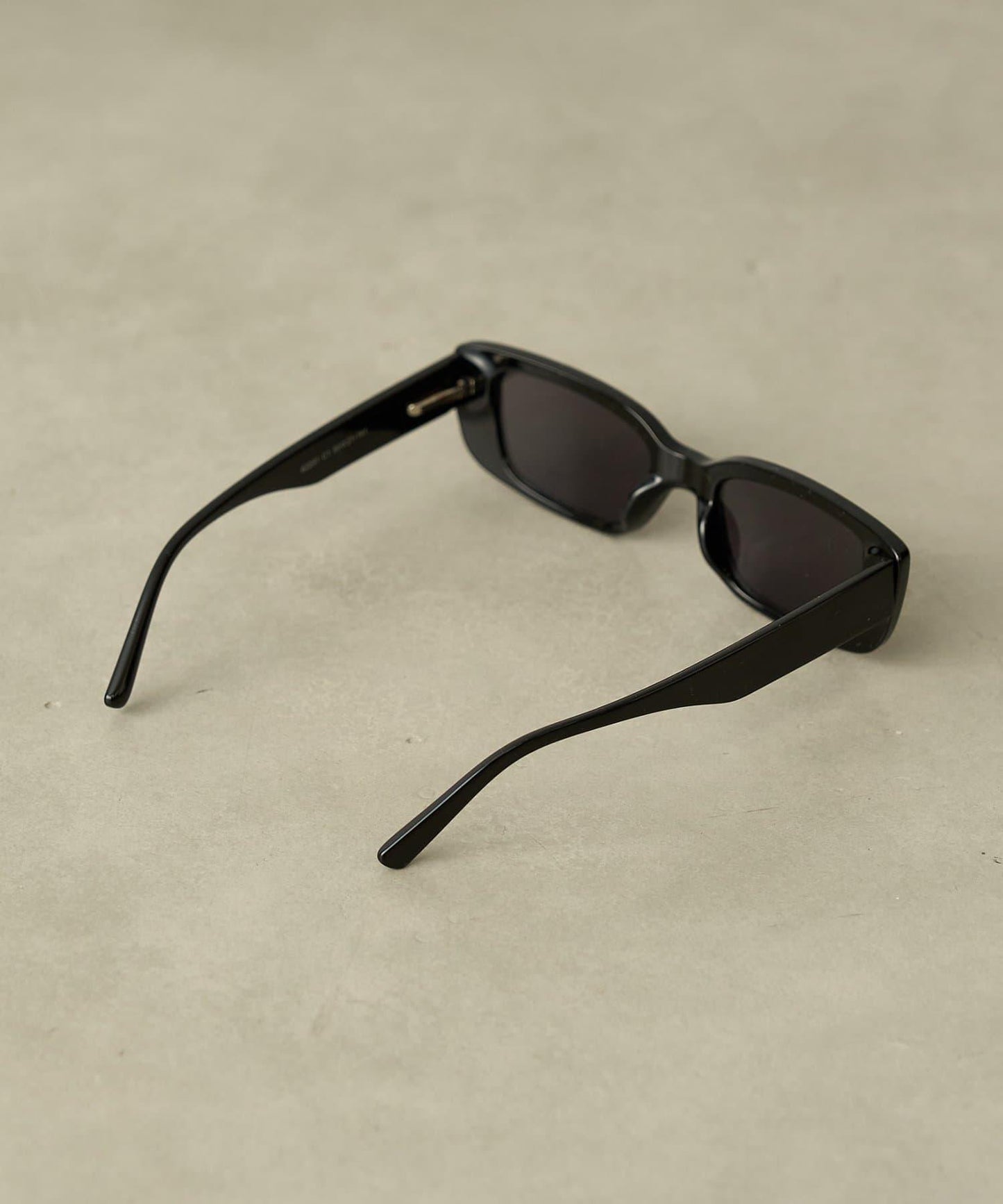 SUNGLASSES 方形太陽鏡