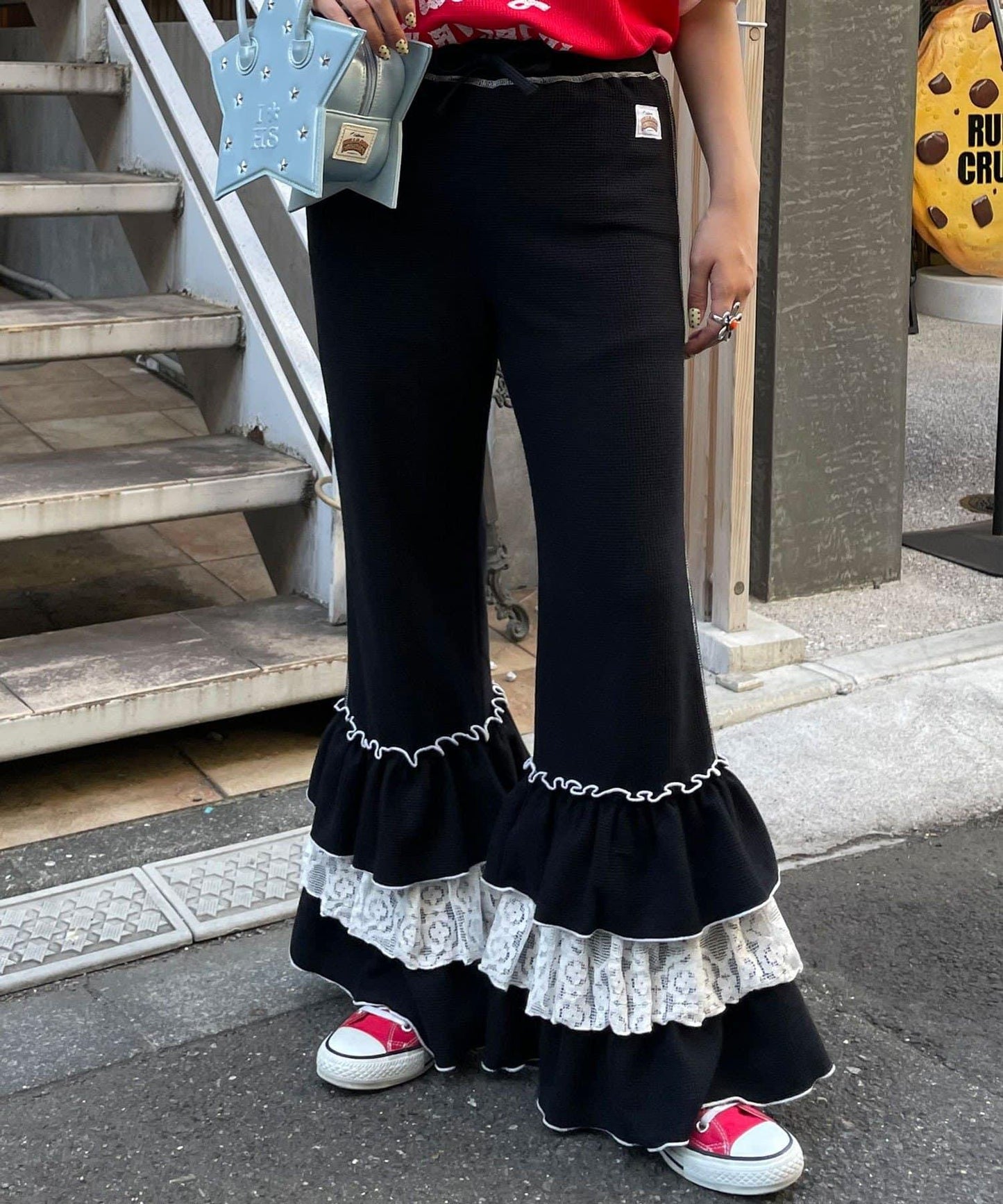 HELLO.SANFRANCISCO 蕾絲荷葉邊華夫格長褲