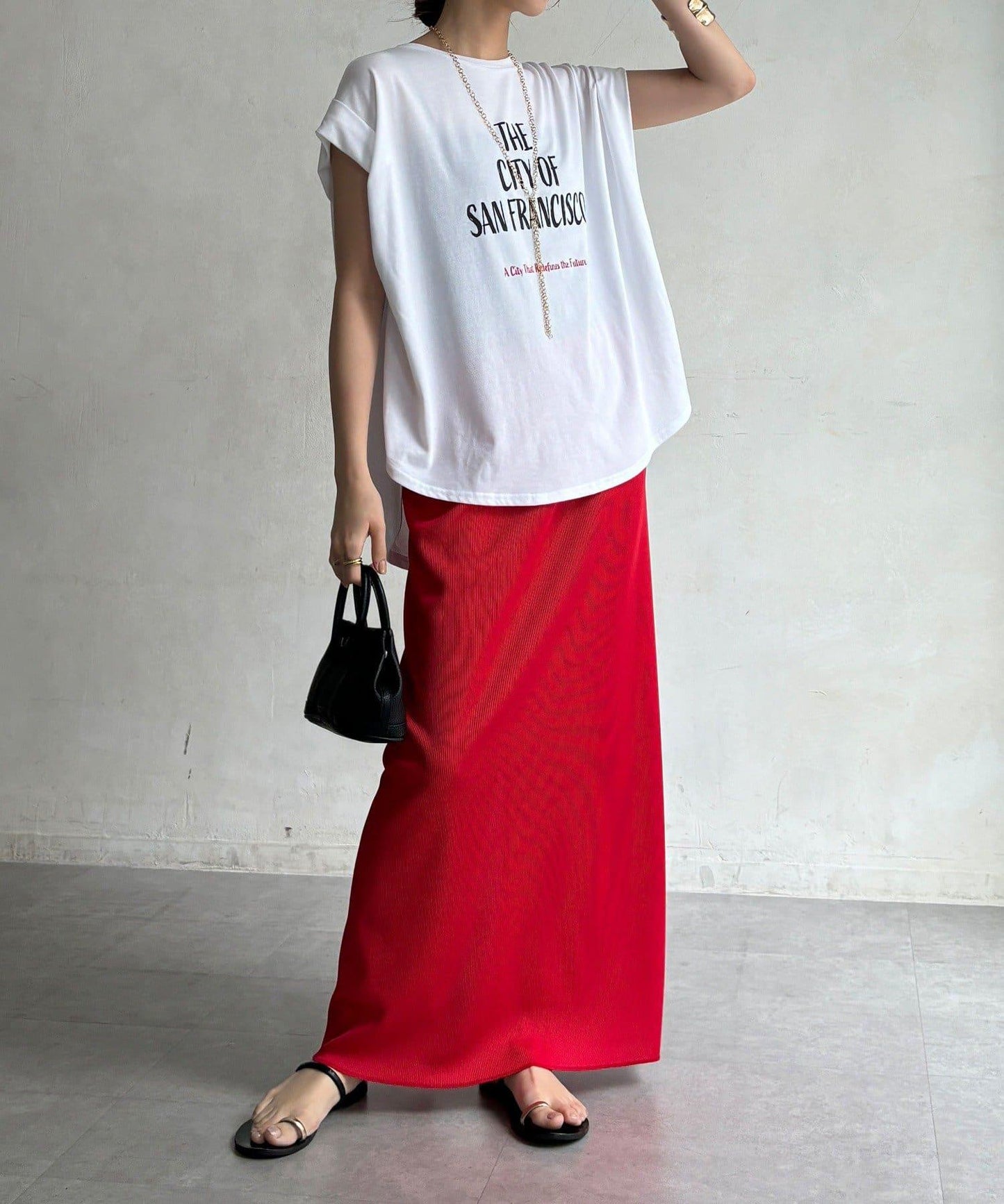 【WEB限定】肩タックプリントTEE