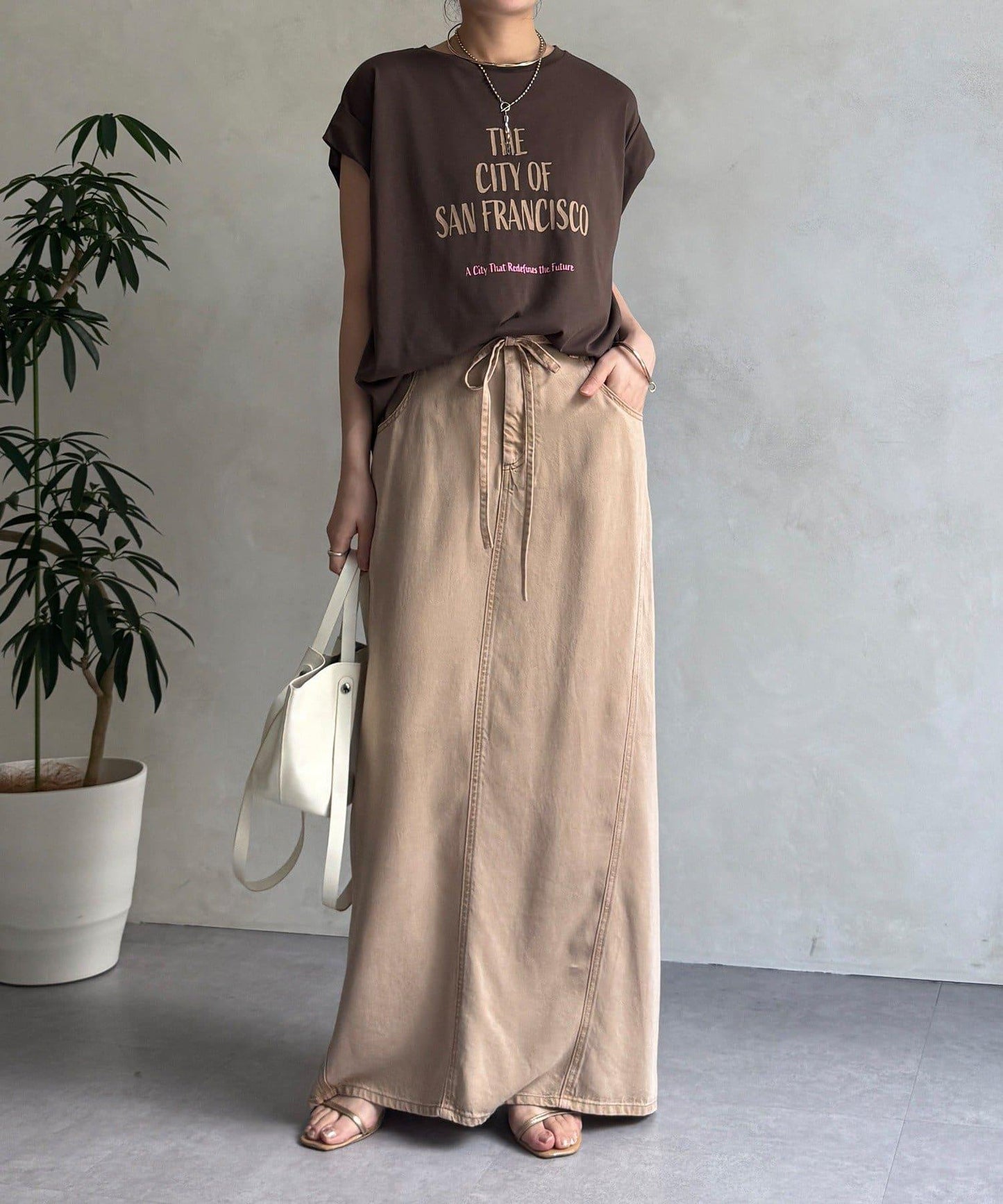 【WEB限定】肩タックプリントTEE
