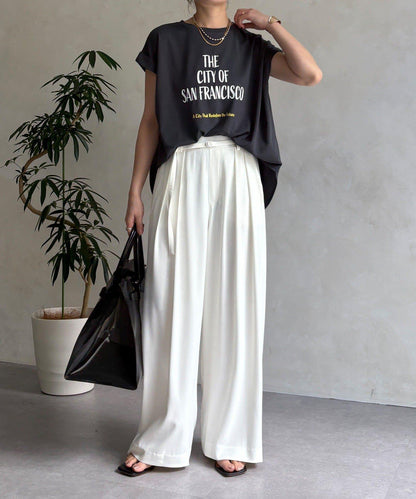 【WEB限定】肩タックプリントTEE
