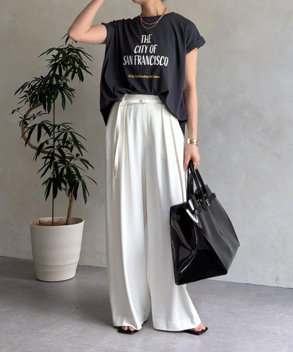 【WEB限定】肩タックプリントTEE