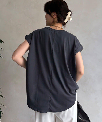【WEB限定】肩タックプリントTEE