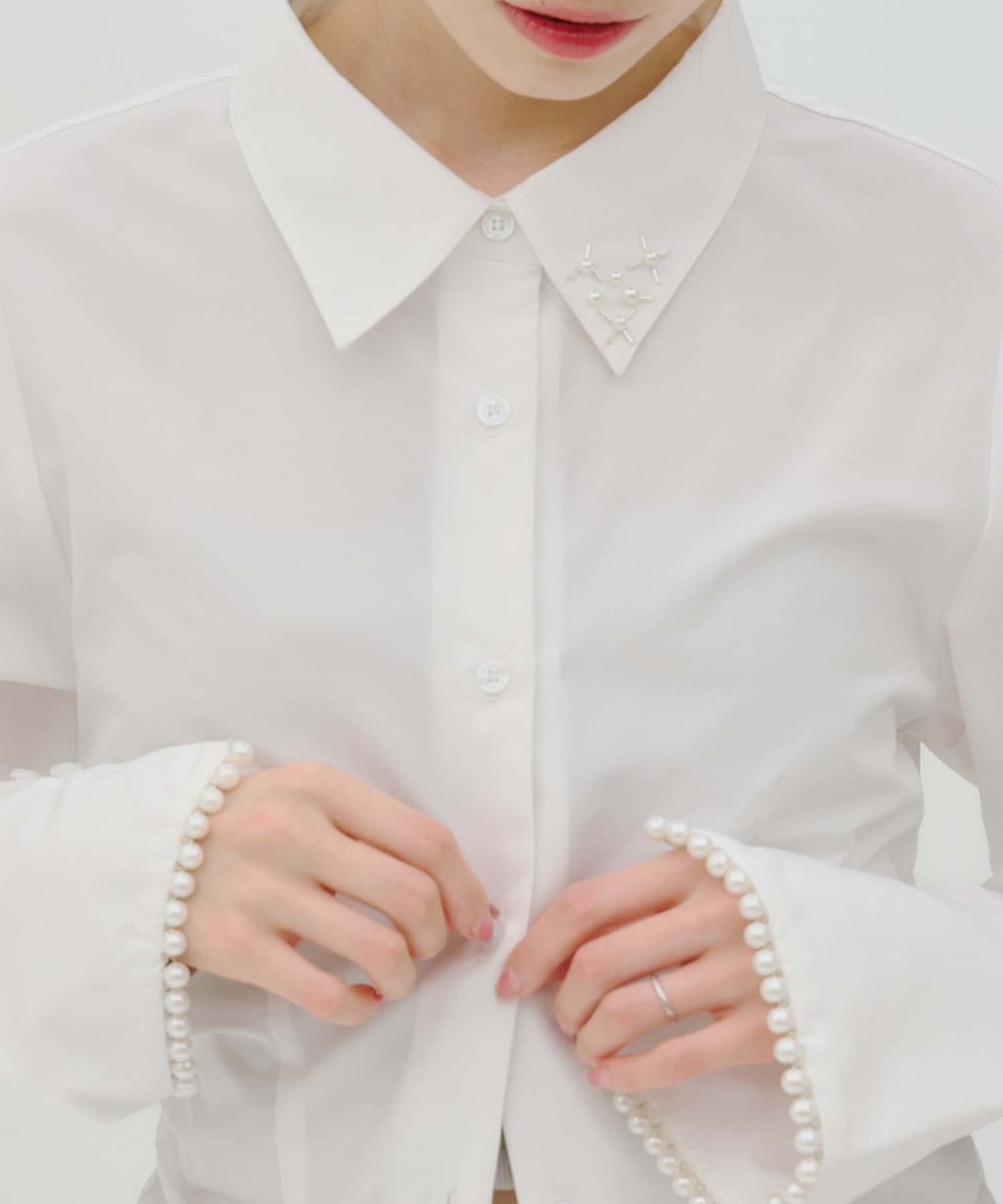 lilium 鑲鑽衣領修身襯衫