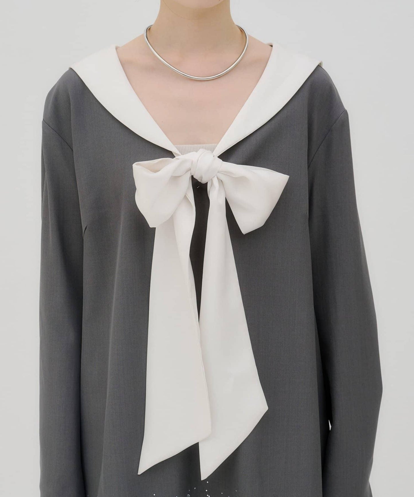 lilium 蝴蝶結迷你連衣裙