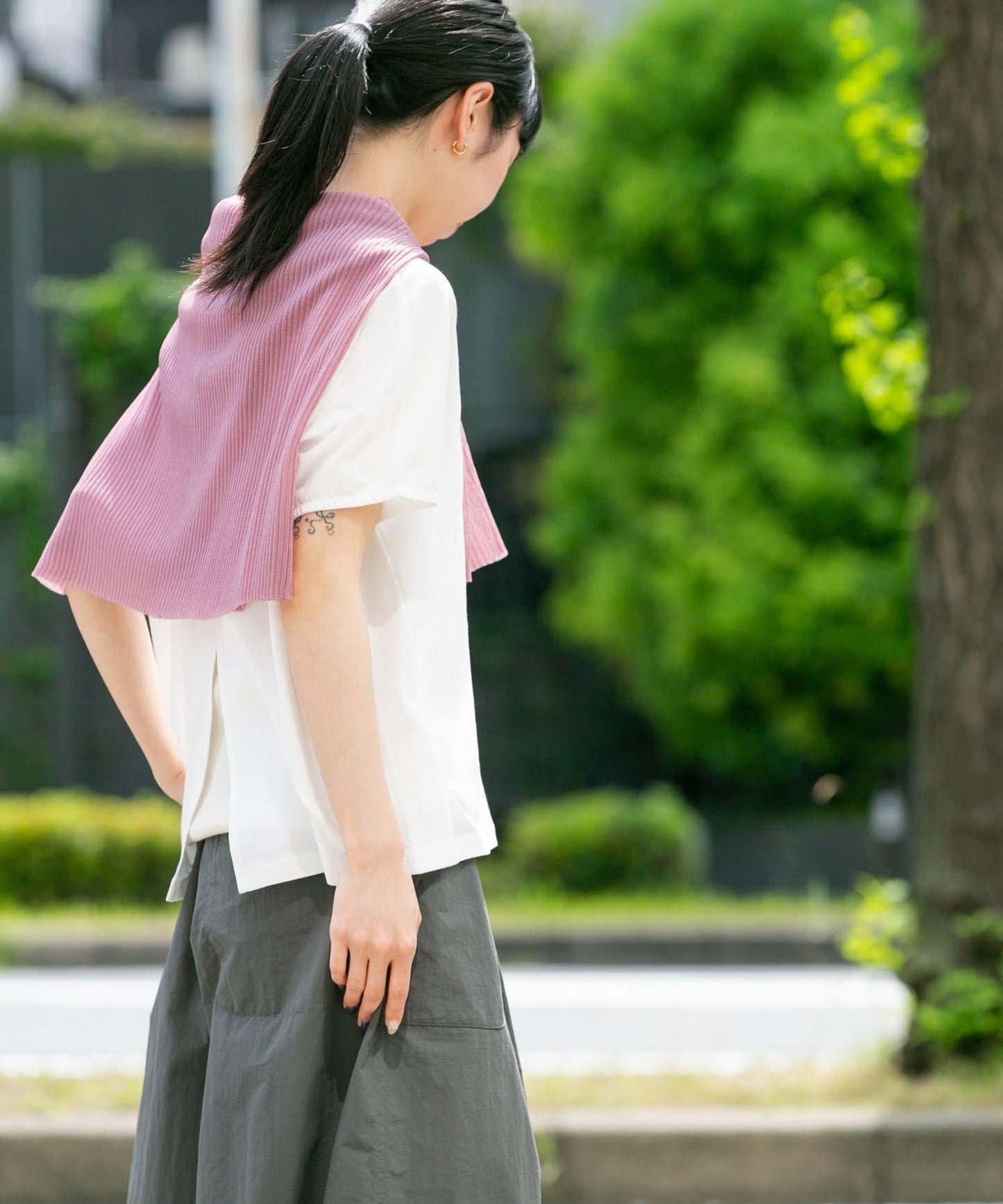『UR TECH ひやサラクール』サイドパネルTシャツ