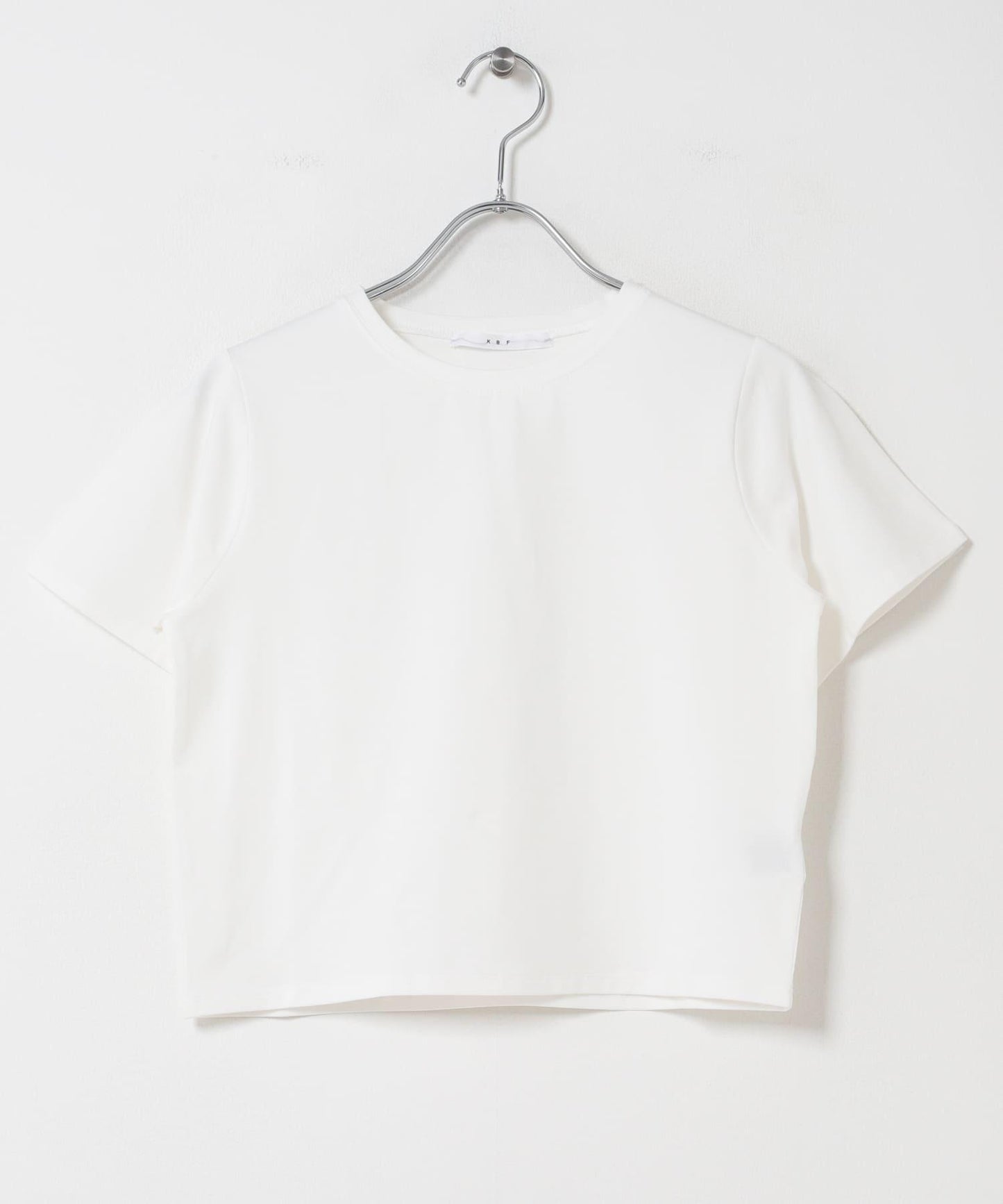 BASICクロップドTEE