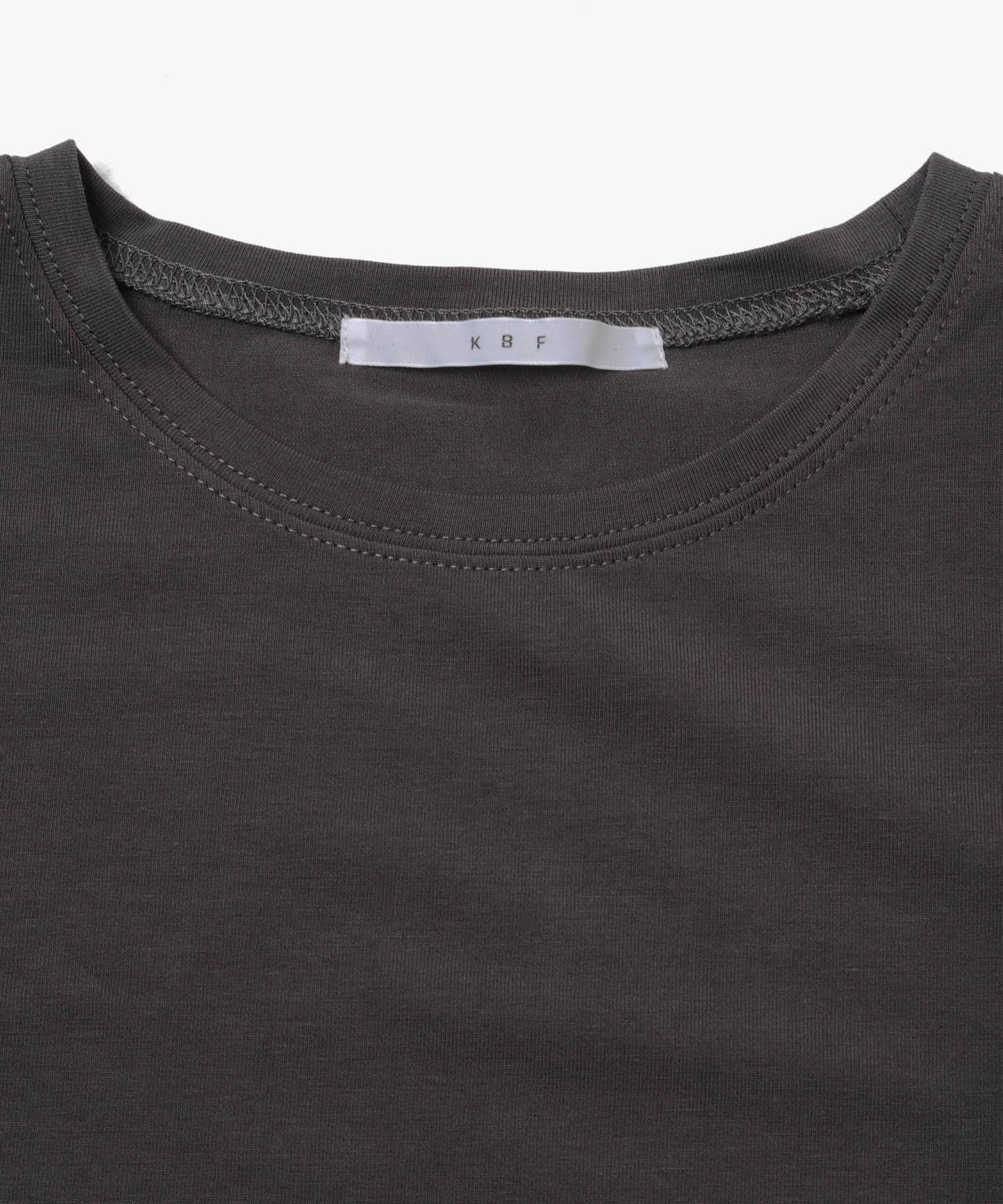 BASICクロップドTEE