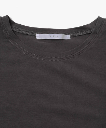 BASICクロップドTEE