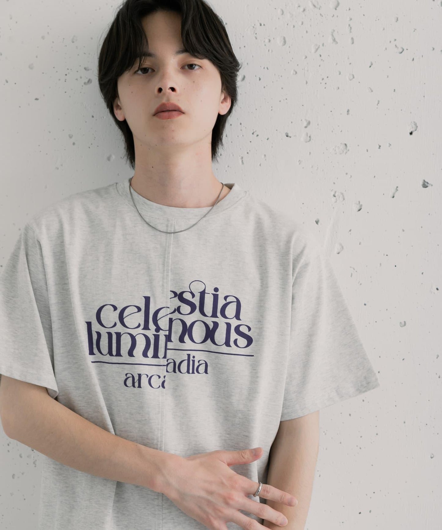 アシメグラフィックショートスリーブTシャツ