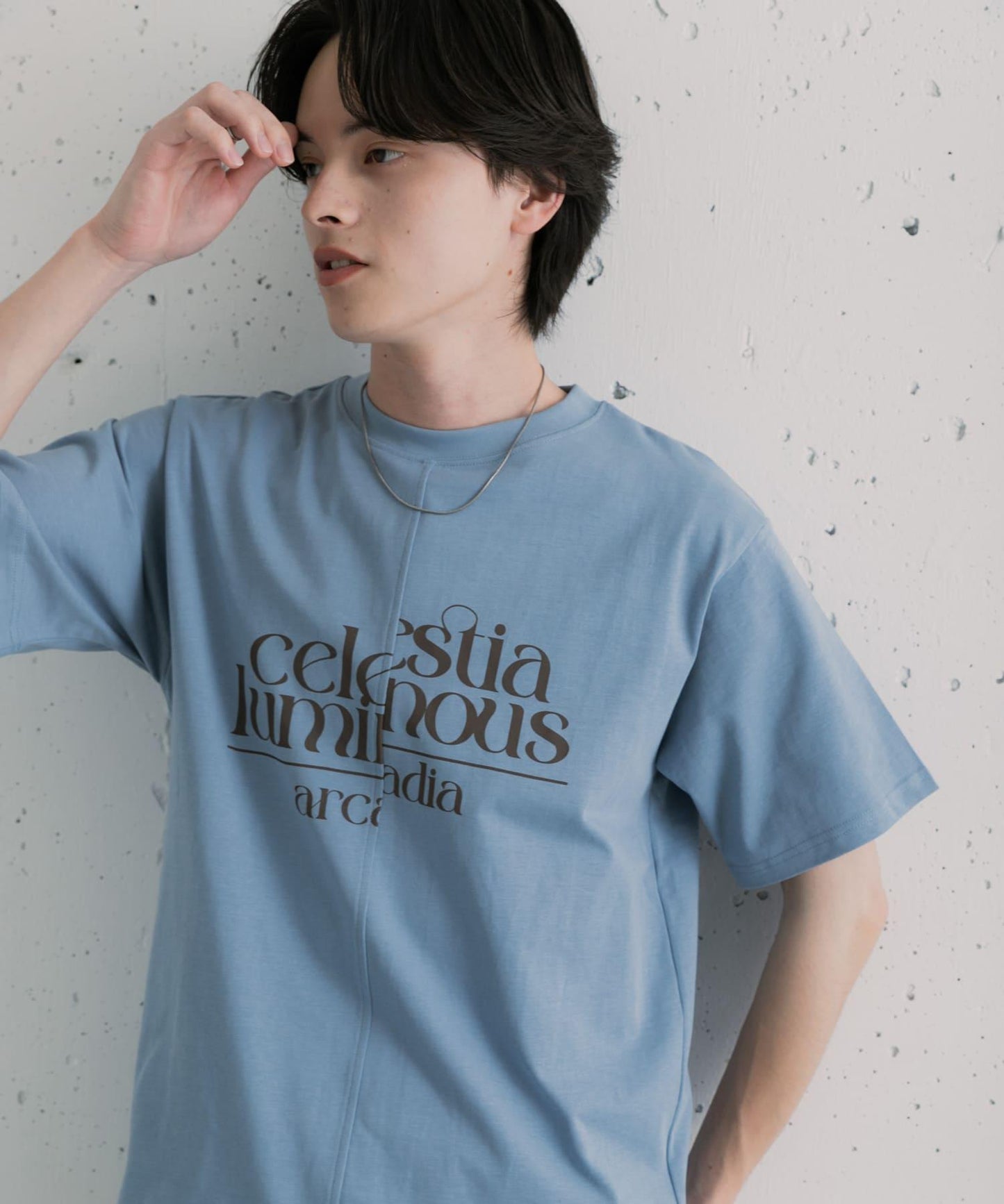 アシメグラフィックショートスリーブTシャツ