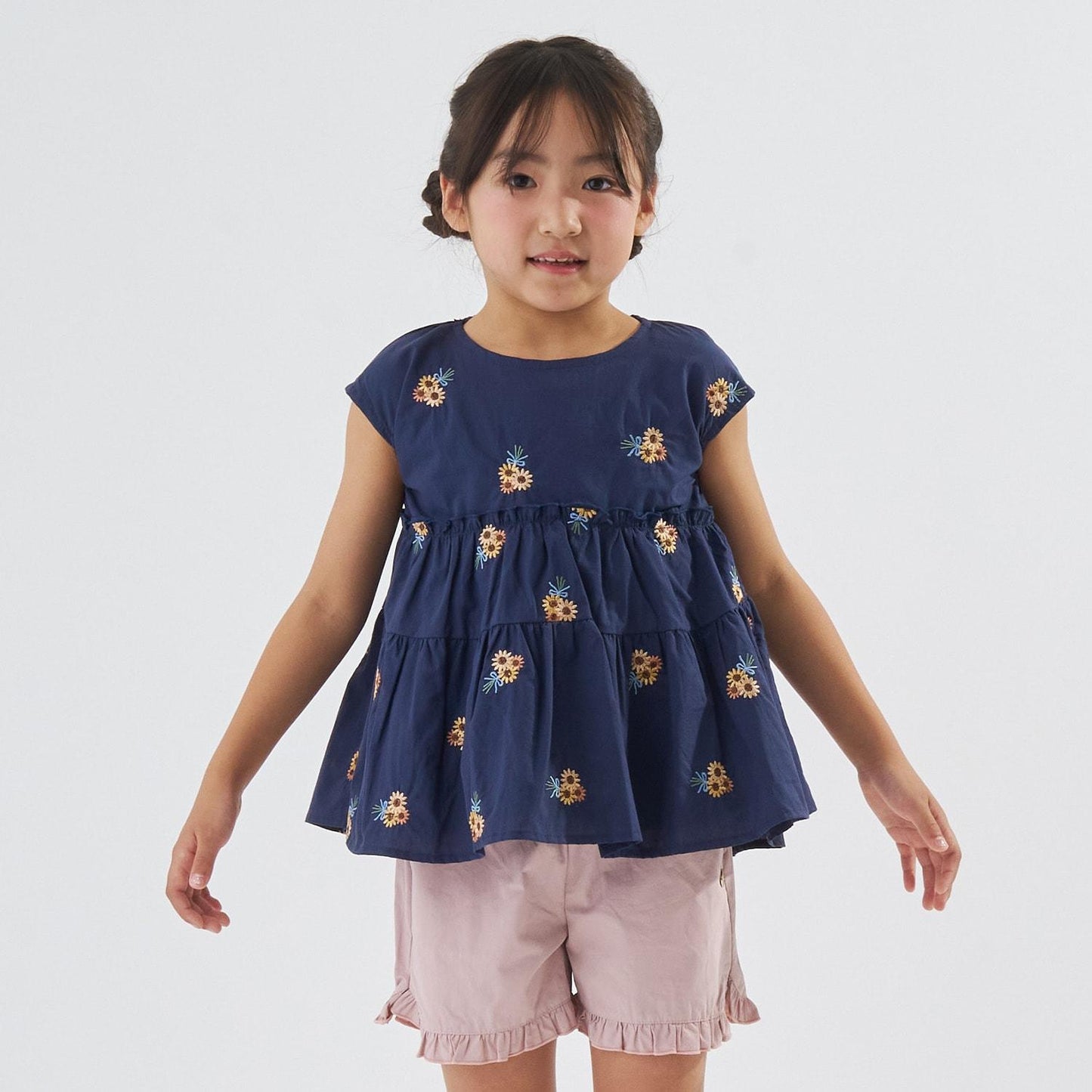 【予約/6月下旬~7月上旬入荷予定】【綿100%】ひまわり総刺しゅうチュニック
