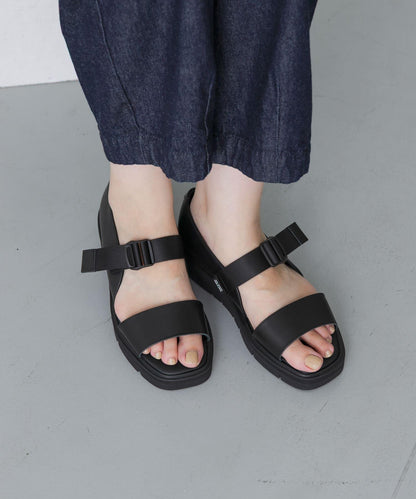 BEAUTIFUL SHOES ONE-STRAP SANDALS