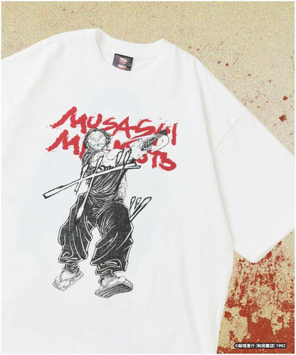 刃牙 「二天一流/宮本武蔵」プリント クルーネック Tシャツ