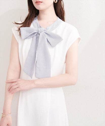 リボン付きノースリワンピース