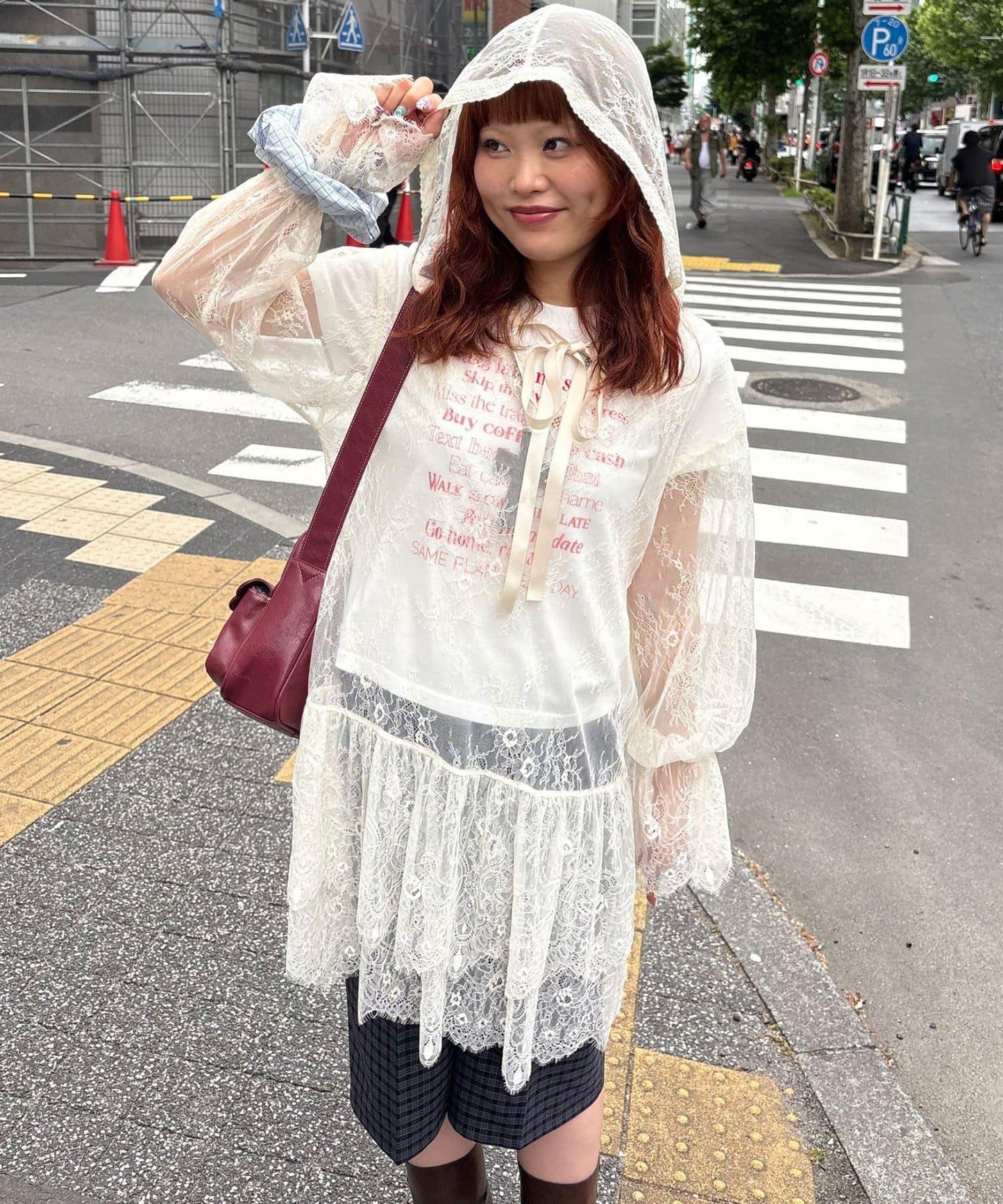 蕾絲連帽罩衫