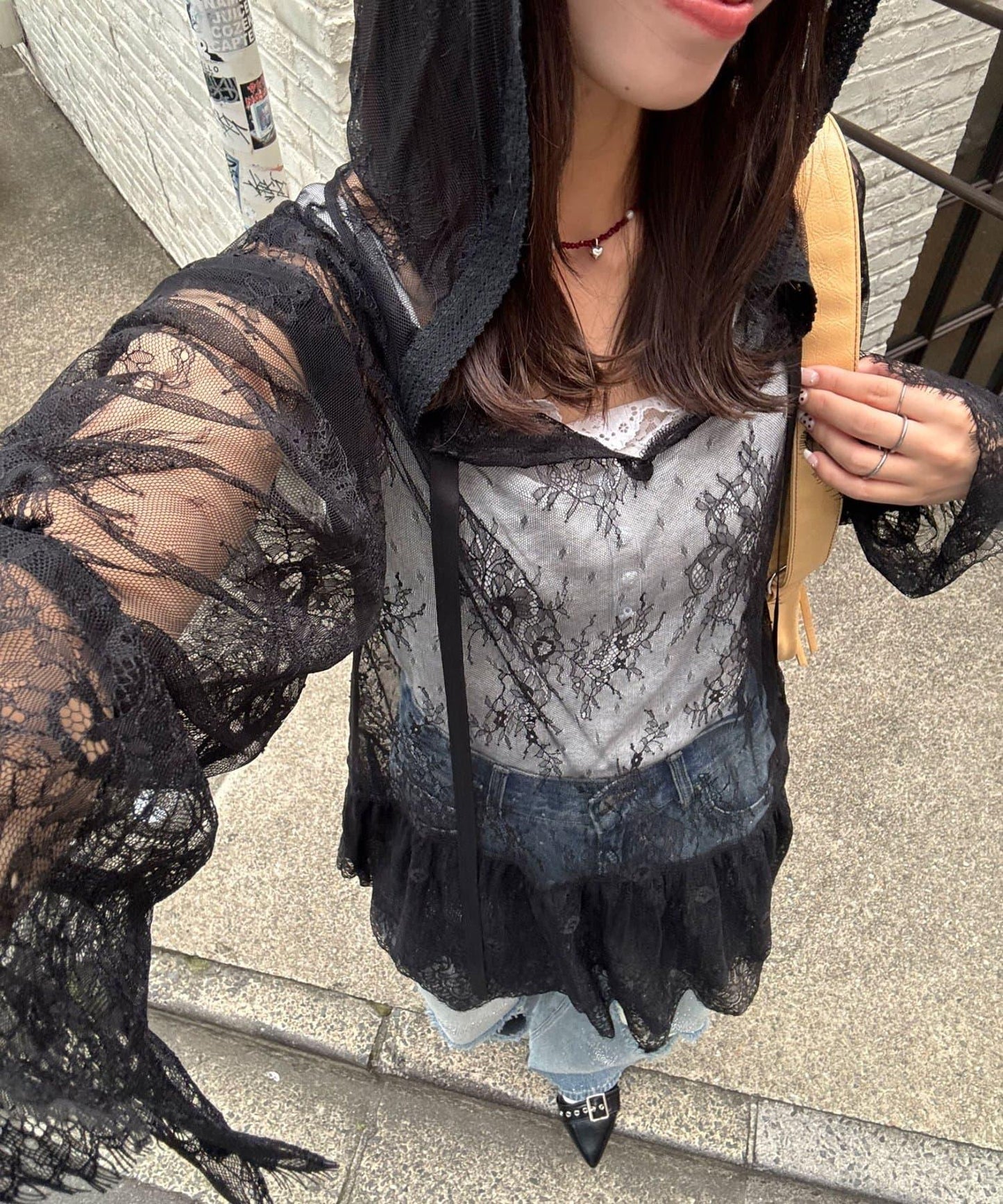蕾絲連帽罩衫