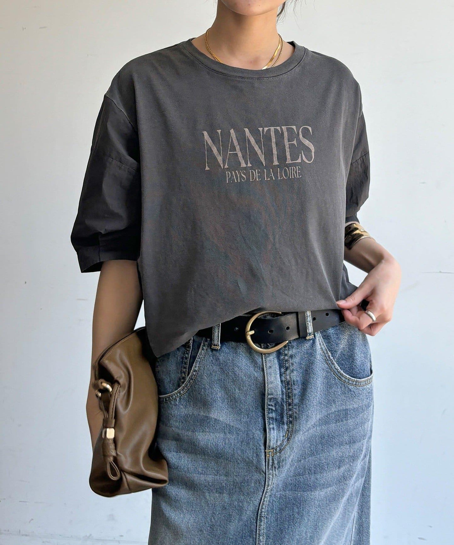【WEB限定】異素材切替ワイドロゴTEE