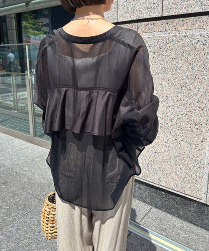 バックラッフルメッシュジャケット