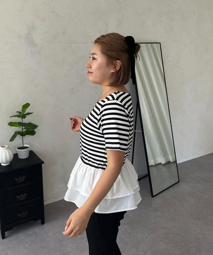 MOMO 荷葉邊拼接下襬收腰T恤