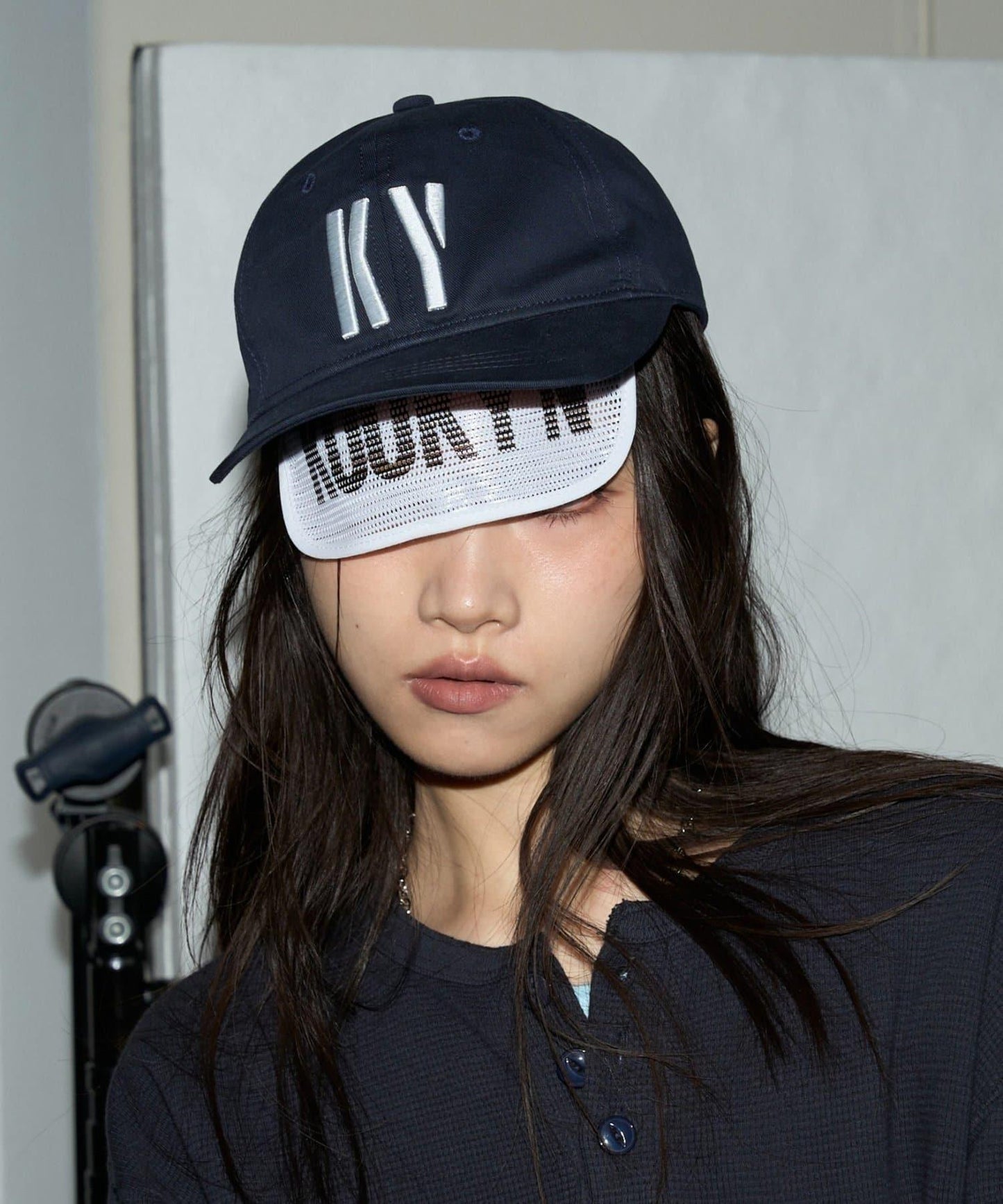WHO'S WHO gallery KY Sunshield logo cap