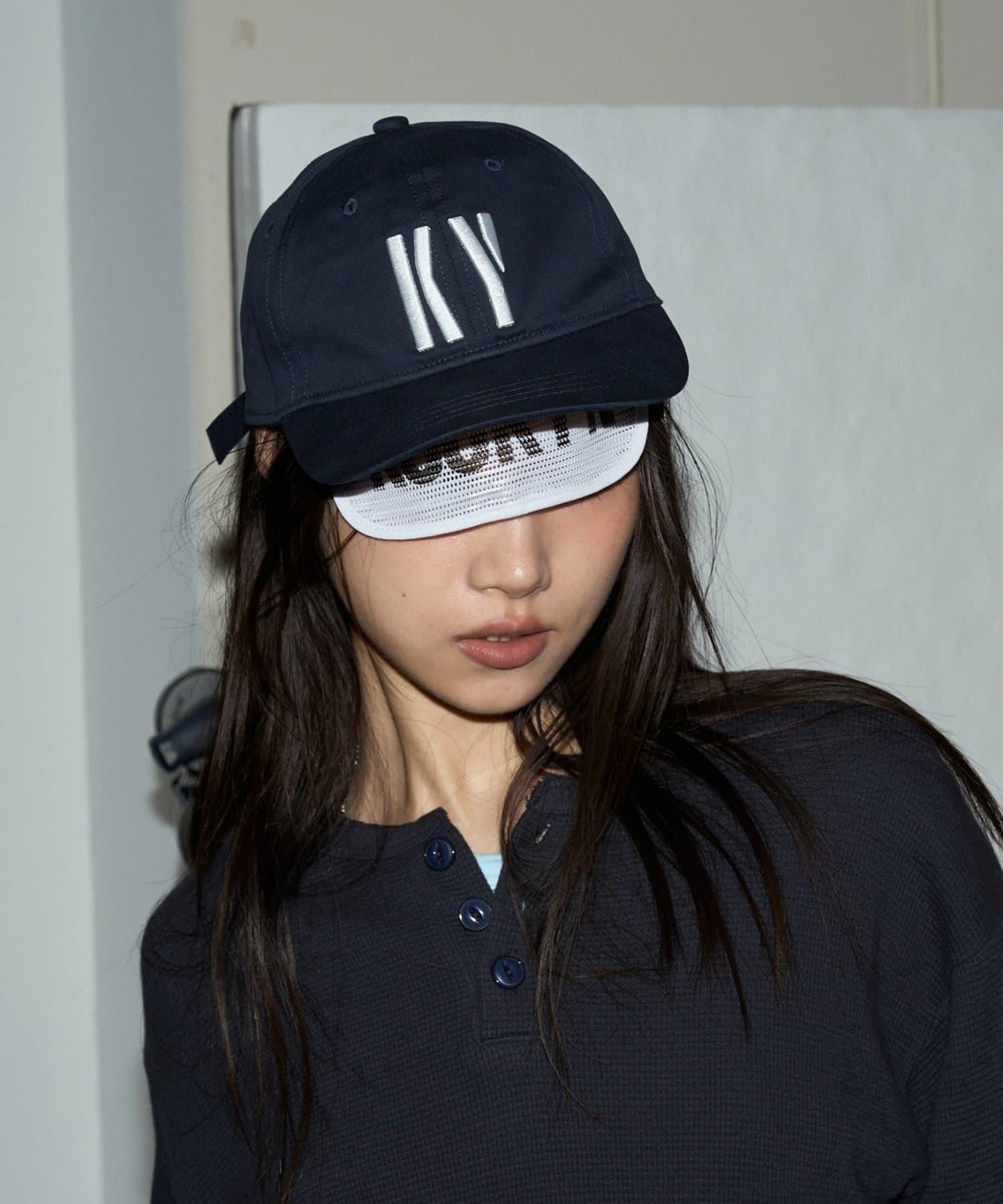 WHO'S WHO gallery KY Sunshield logo cap