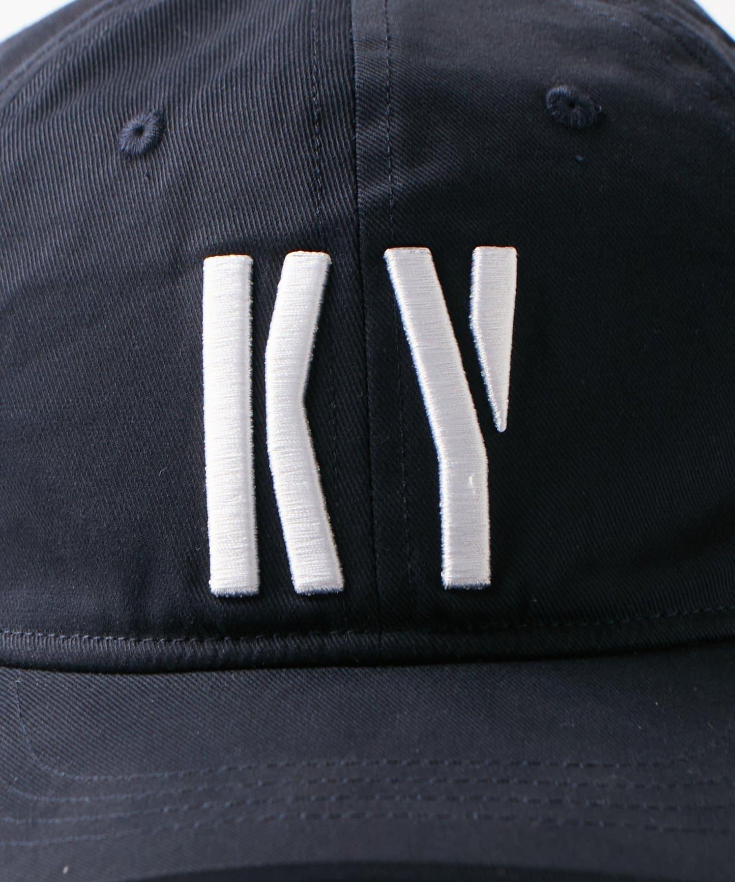 WHO'S WHO gallery KY Sunshield logo cap