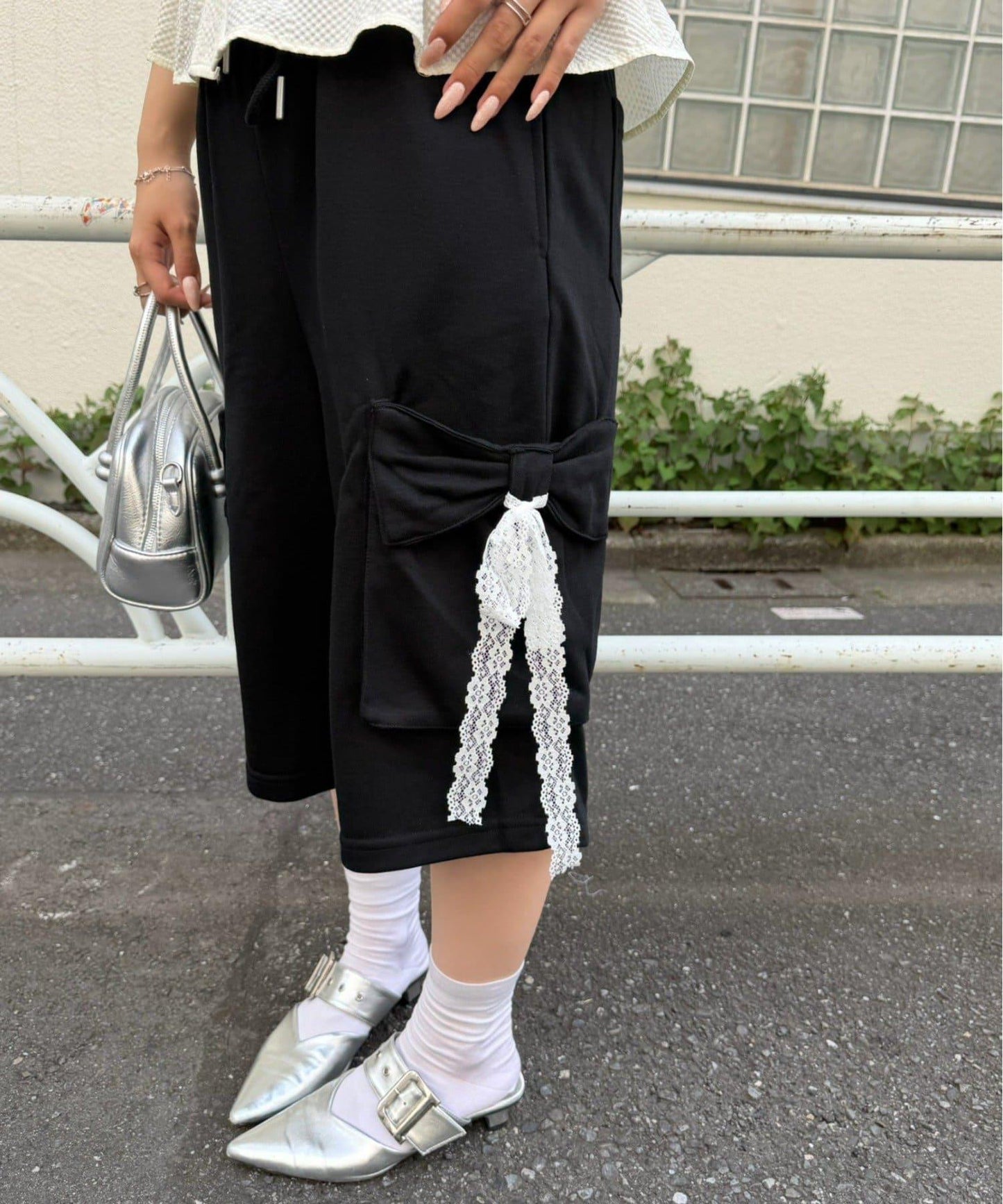 continuer 蝴蝶結工裝半拉絨短褲