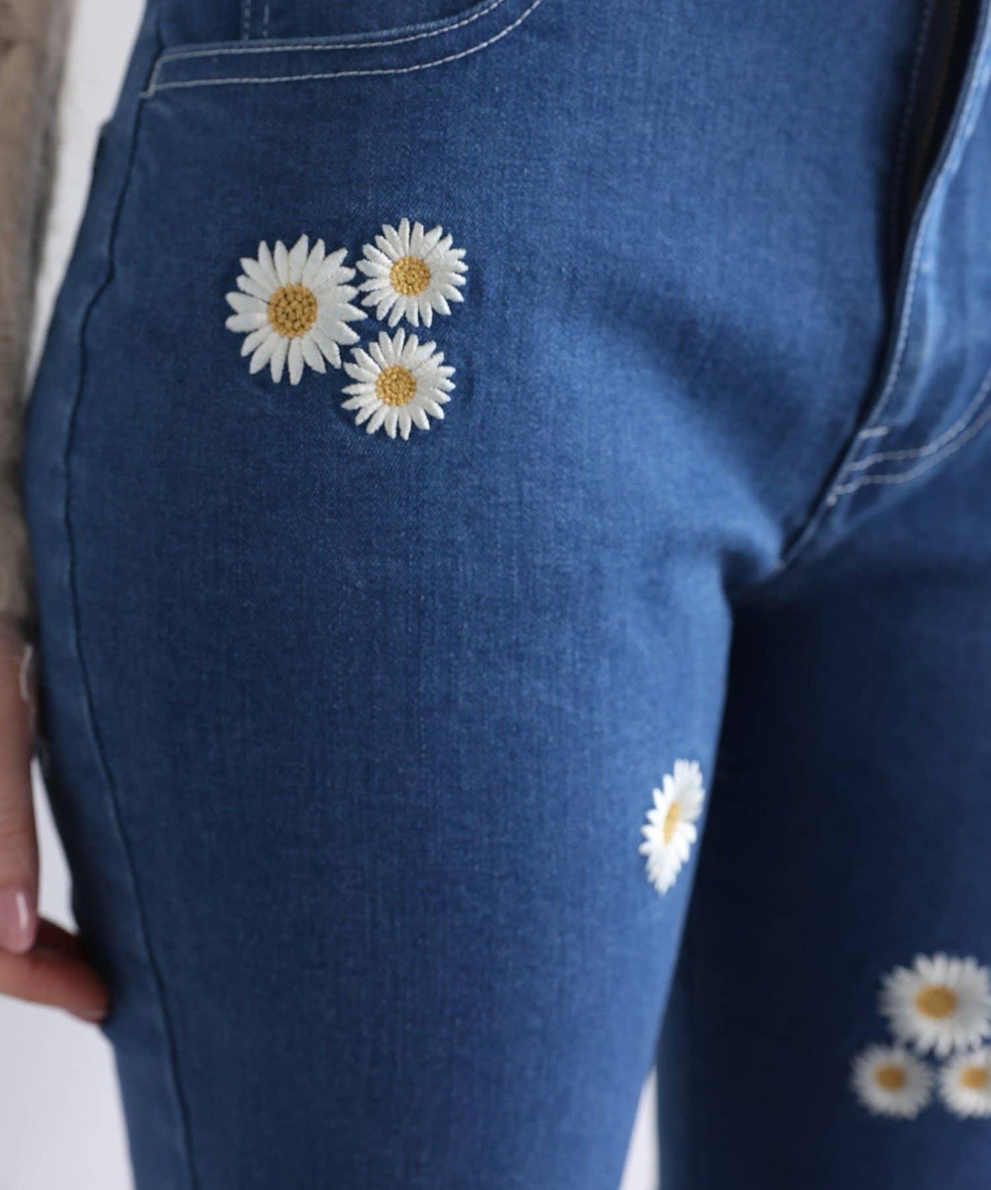 【Seemi】刺繍デニム