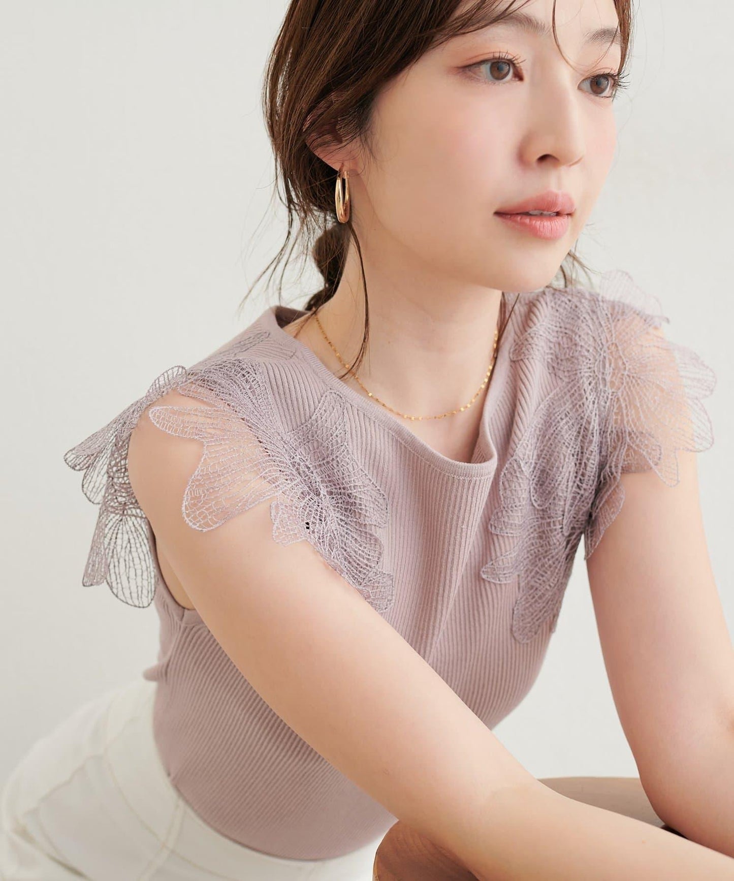 花朵蕾絲無袖針織衫