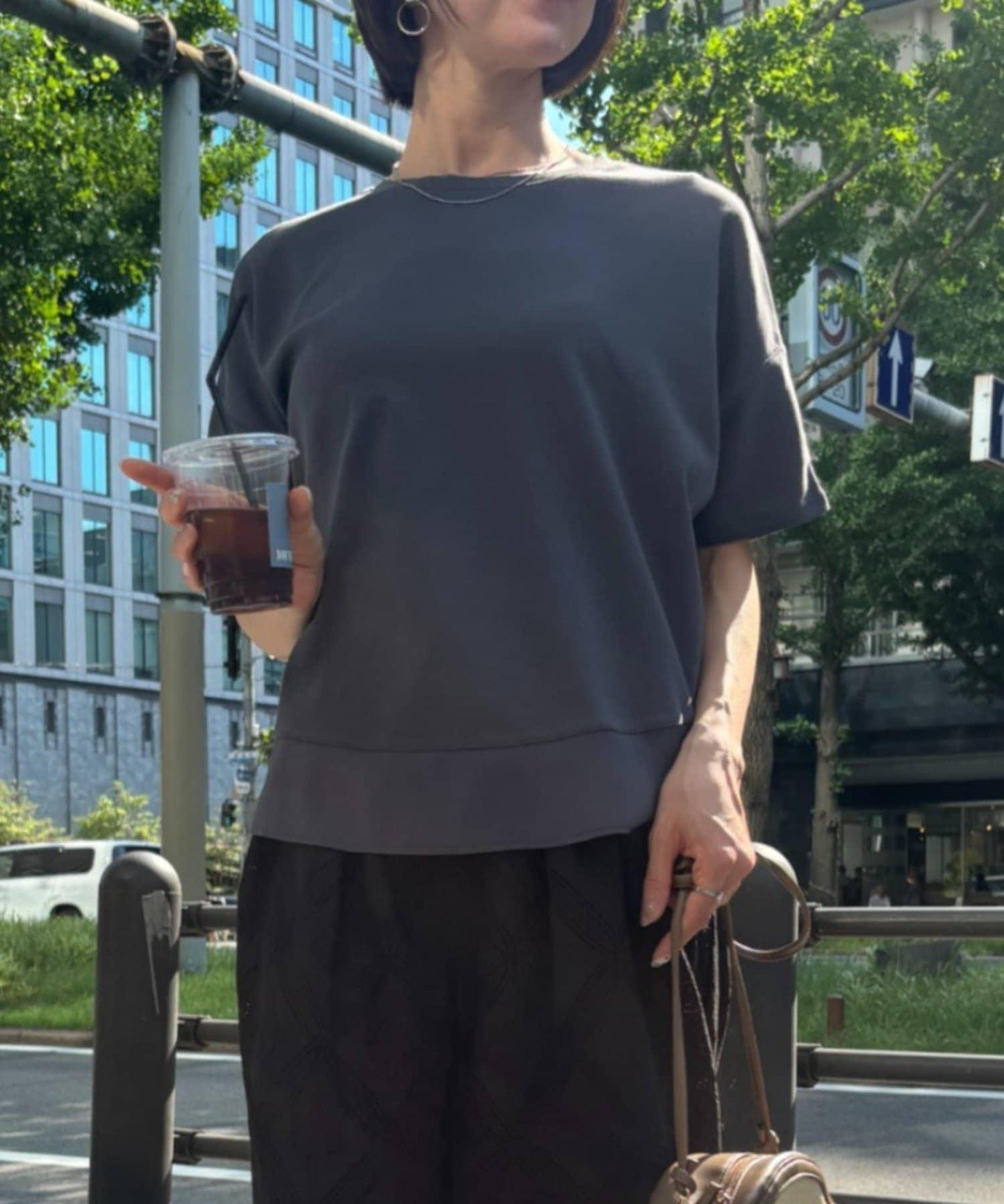 圓領拼接T恤