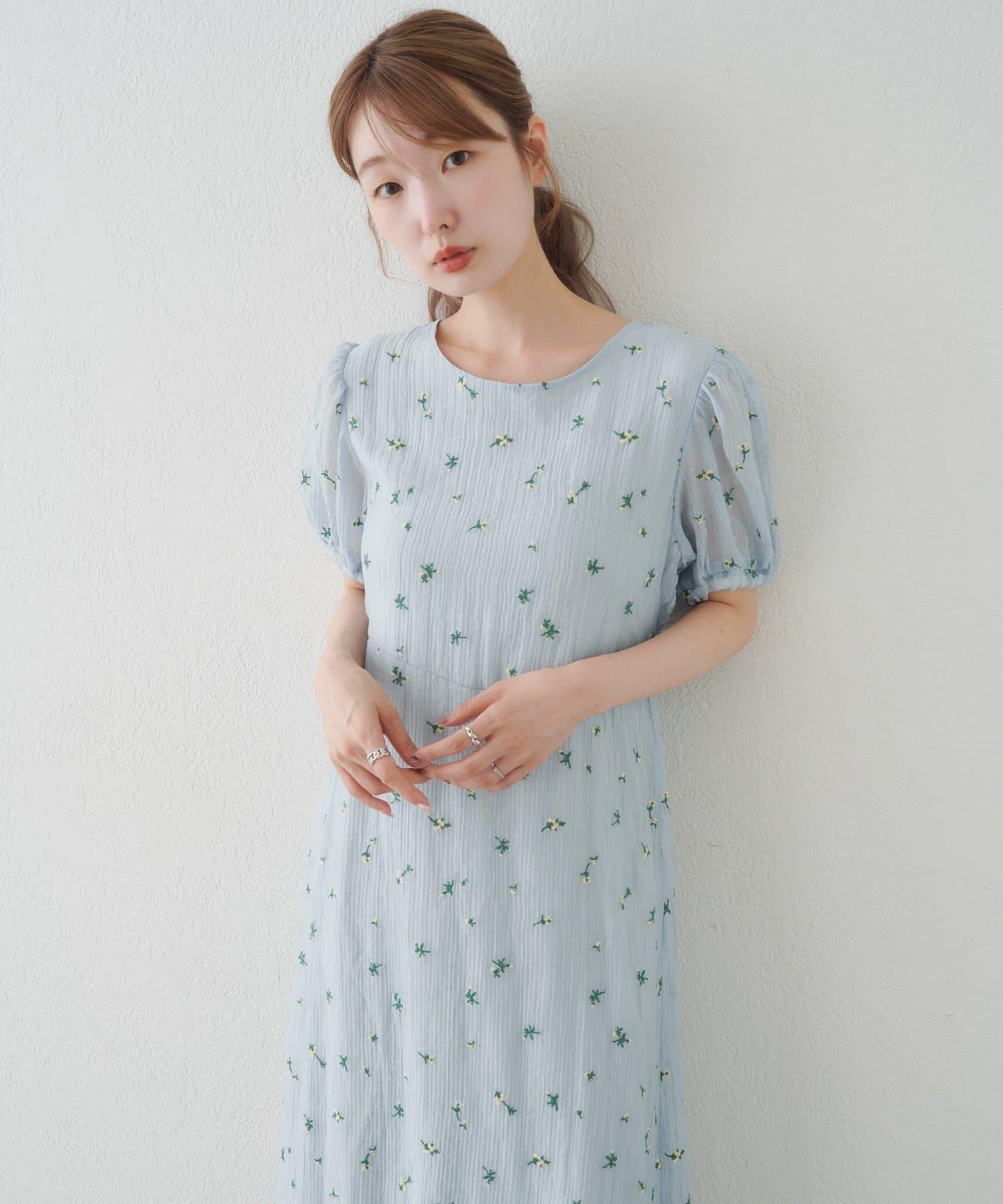 Kastane 花朵泡泡袖連衣裙
