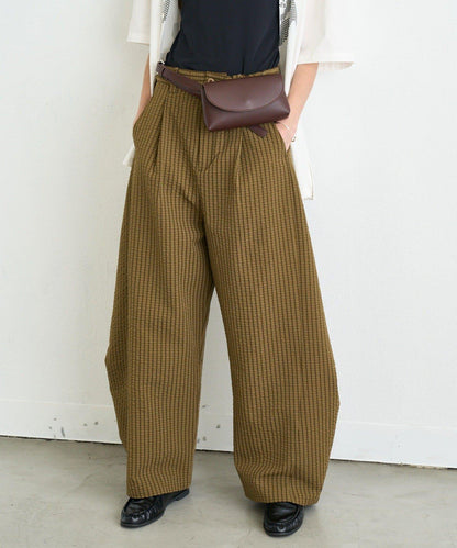 【UNISEX】格紋曲線西褲