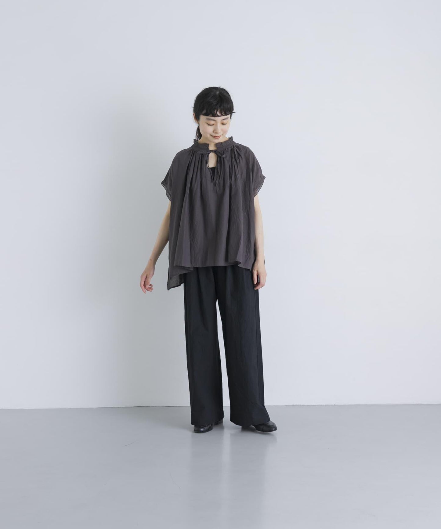 SOIL COTTON VOILE GATHERED SHIRTS