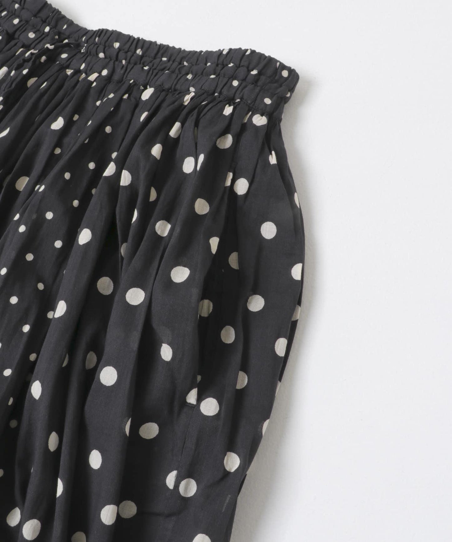 SOIL DOT PRINT SKIRT