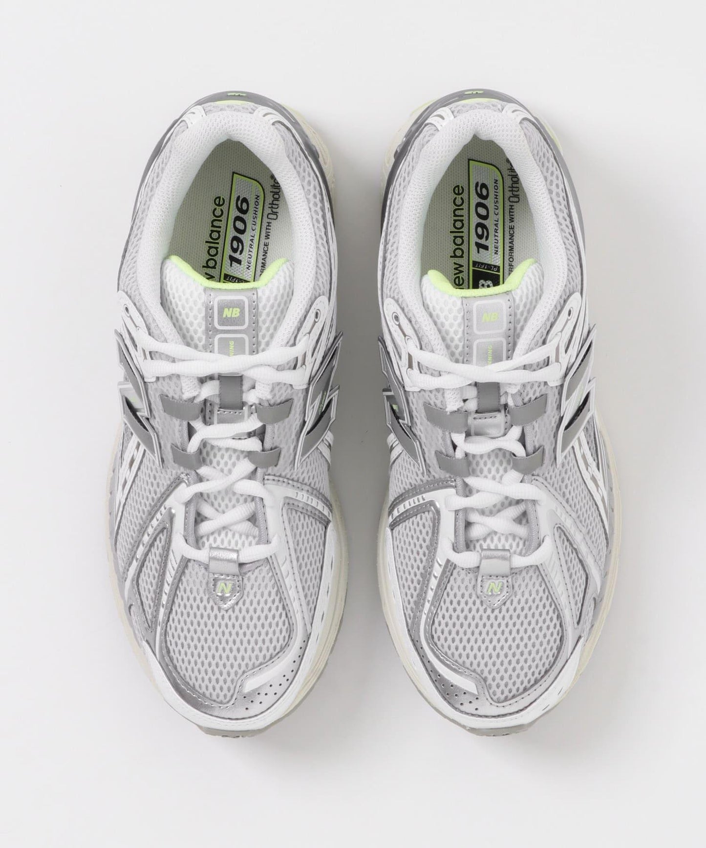 NEW BALANCE 1906R