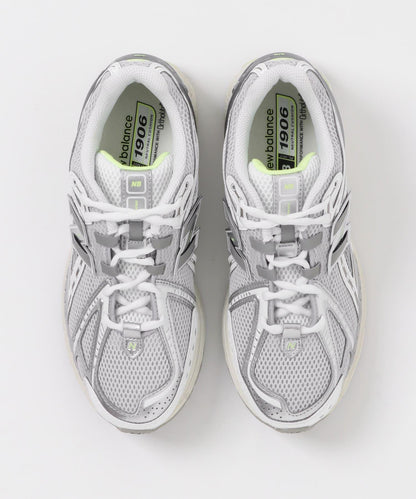 NEW BALANCE 1906R